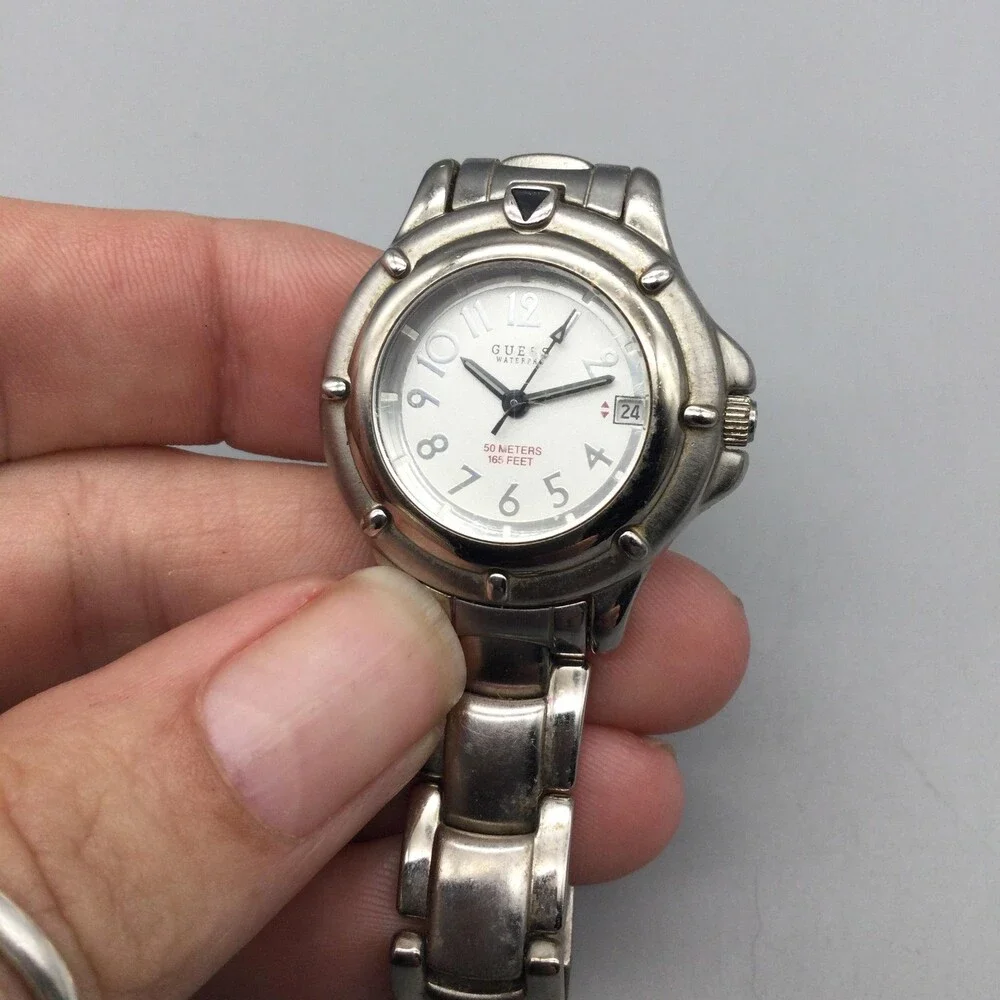 Guess Waterpro Womens Watch 28mm Silver Tone Bracelet Date New Battery 7